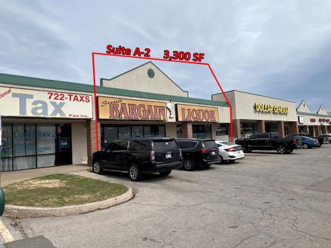 Retail space for lease Northwest Oklahoma City, OK exterior photo