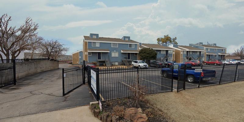 apartment for please, Del City, OK exterior photo