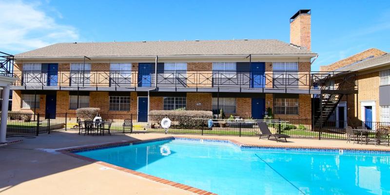  Image of Heritage House II Pool