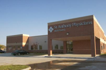 PEC Announces Sale of Suburban Medical Clinic - St Anthony Mustang