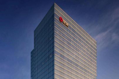 Price Edwards and Company Brokers 25,907 SF Office Lease