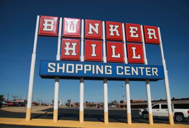 Bunker Hill Sign