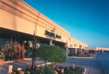 Casady Square Oklahoma City Retail Available For Lease 2011
