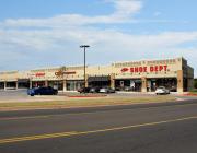 retail space for lease, chickasha, OK exterior photo