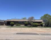 office/retail building for lease, NE Oklahoma City, OK exterior photo