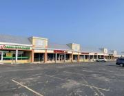 retail space for lease on N May Ave, Oklahoma city, OK exterior photo south bldg