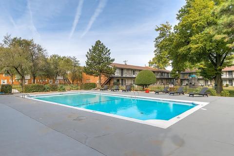 Meridian Mansions apartments for lease, Oklahoma City, OK exterior photo