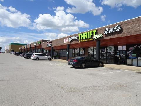 retail space for lease Norman, OK exterior photo