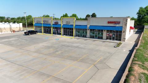 Legacy Center retail space for lease Midwest City, Ok drone photo