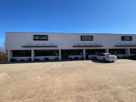 retail/office flex space for lease, Oklahoma City, OK exterior photo3