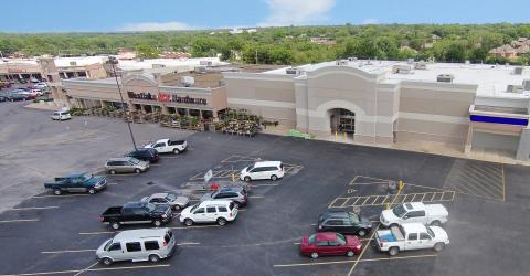 Edmond Plaza retail space for lease Edmond, OK exterior photo