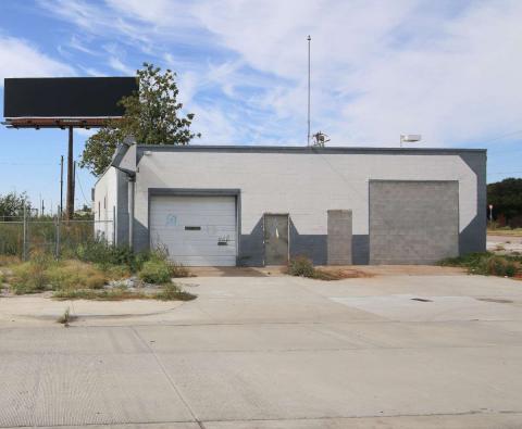 free standing building for lease - midtown, Oklahoma City, OK exterior photo1