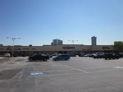 Mayfair Place retail space for lease Oklahoma City, Ok exterior photo
