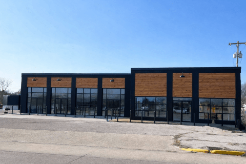 retail / service space for lease Ardmore, Ok exterior photo