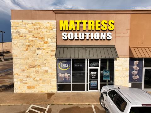 retail space for lease in Durant, Ok exterior photo