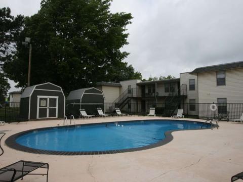 timberwood apartment for lease, Oklahoma City, Ok pool photo