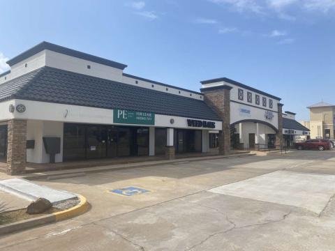 Boulevard Square retail space for lease Edmond, OK exterior photo1