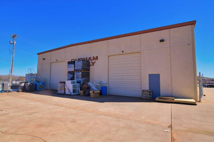 south Oklahoma City, Ok industrial building for lease exterior photo2