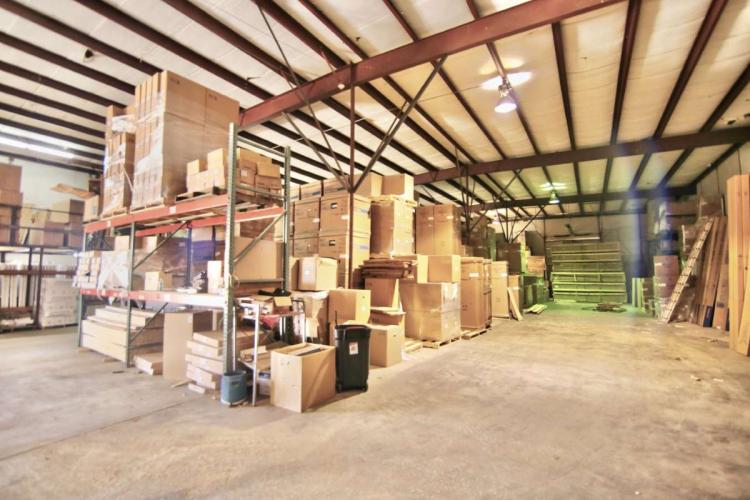 south Oklahoma City, Ok industrial building for lease warehouse photo2