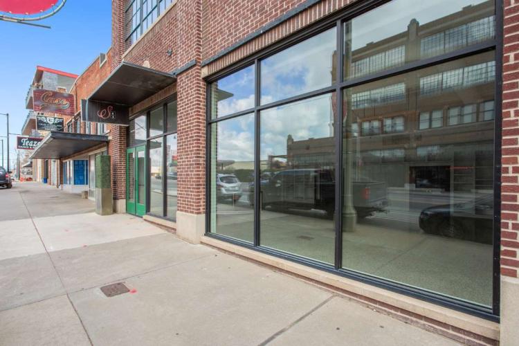 Pontiac Building retail/office space for lease in Oklahoma City, OK exterior photo