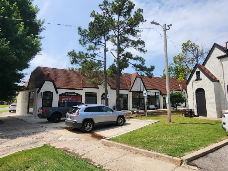Culbertson Plaza retail space for lease Oklahoma City, OK exterior photo
