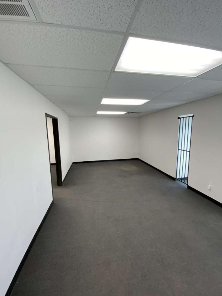 cannabis friendly industrial building for lease, Oklahoma City, OK 416 office photo