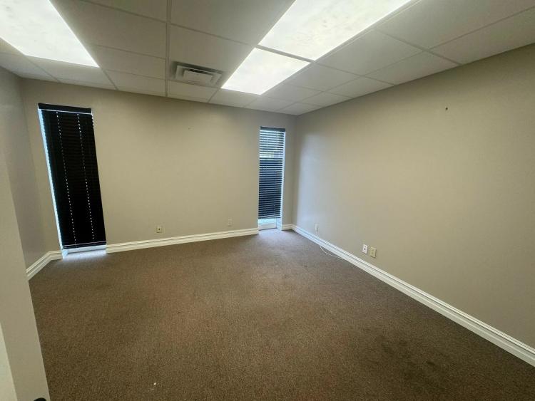 Industrial For Lease - 6935 E 12th - Interior