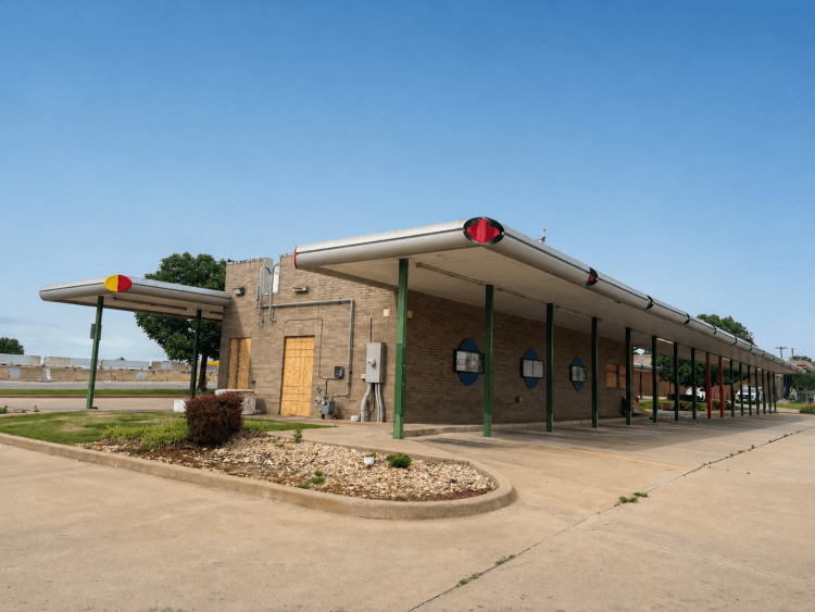 former sonic for sale or lease, Tulsa, OK exterior photo