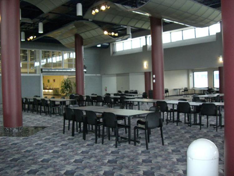 Verizon Cherokee Campus Office Space For Lease - Cafeteria