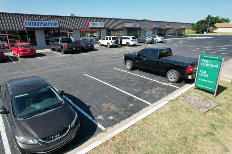 SouthPointe Shopping Center retail space for lease Oklahoma City, OK exterior photo