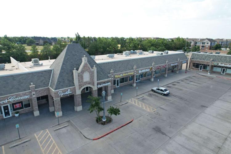 Chatenay Square retail space for lease, Oklahoma City, OK exterior photo