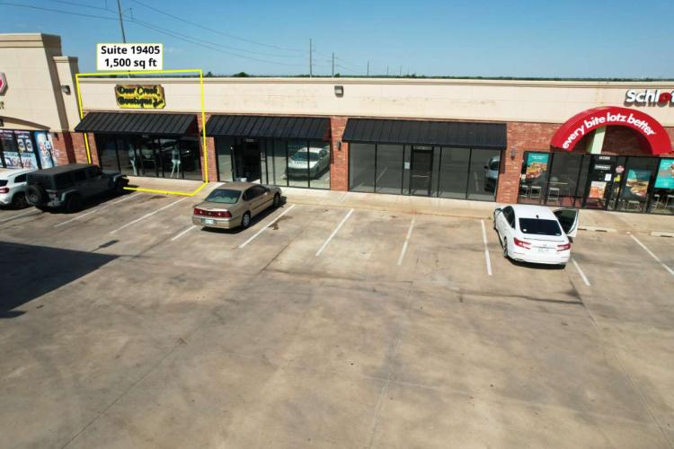 strip center retail space for lease west Edmond, OK - exterior photo