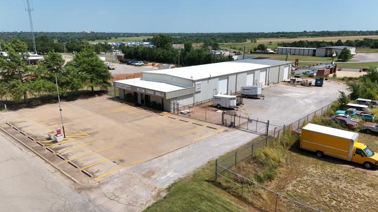 industrial space or building for lease, Guthrie, OK exterior photo