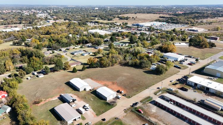 industrial building for lease Guthrie, OK aerial