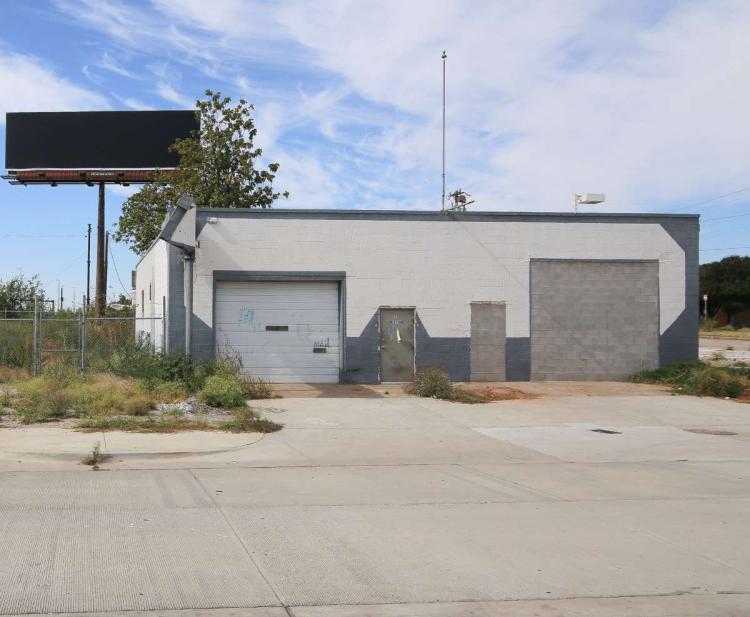 free standing building for lease - midtown, Oklahoma City, OK exterior photo1
