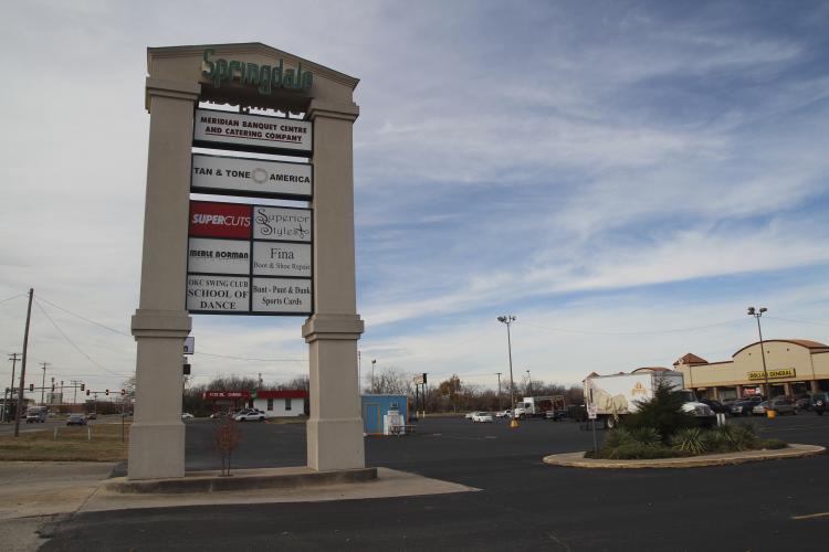 Springdale Shops retail space for lease Oklahoma City, OK pylon photo