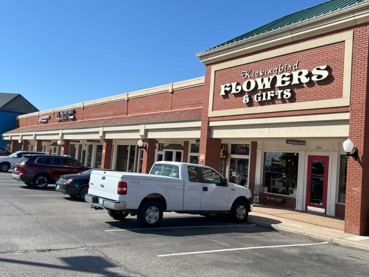 retail space for lease in Kickingbird Square, Edmond, Ok exterior photo