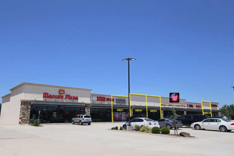retail strip center space for lease south east Oklahoma City, OK exterior photo
