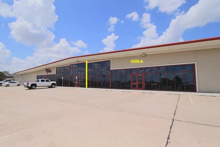 Exterior of 4355-A West Reno Avenue, For Lease 