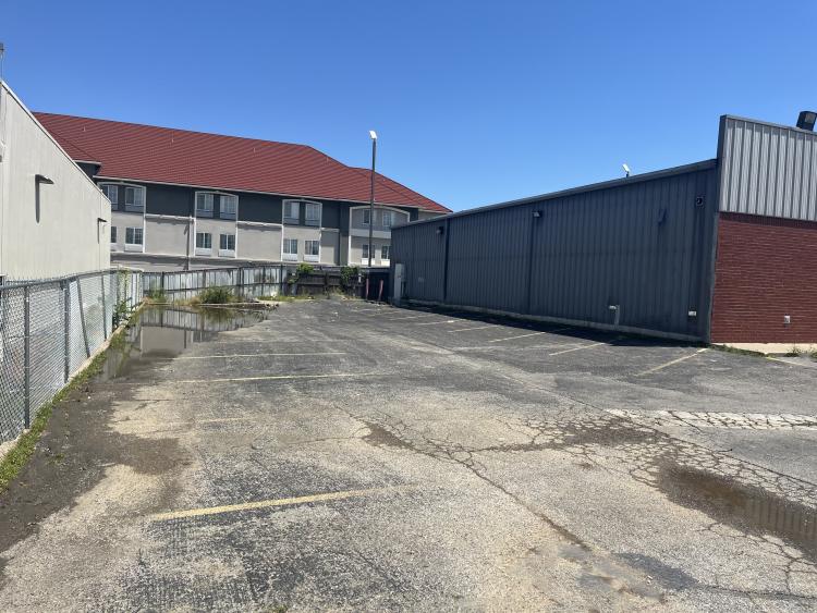 retail building for sublease Tulsa, Ok exterior photo