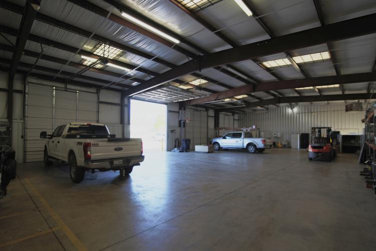 Warehouse photo of 5816 SW 21st Street