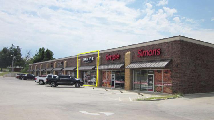 shopping center for lease in Harrah, Ok exterior photo