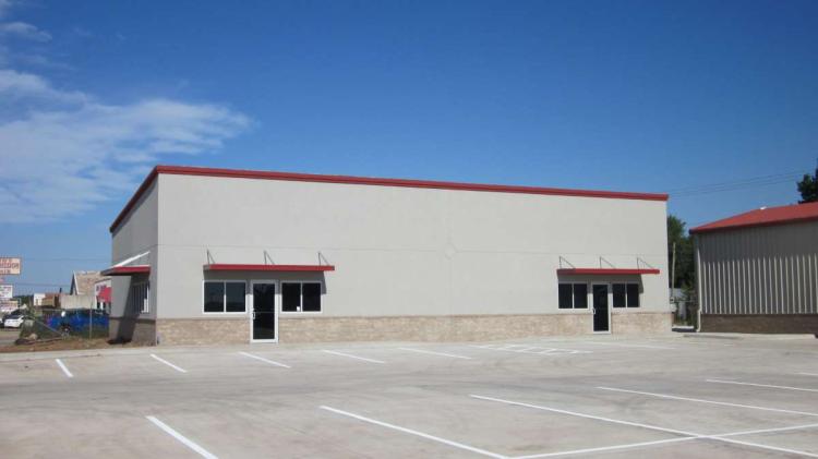 retail or warehouse preleasing west Oklahoma City, Ok exterior photo2