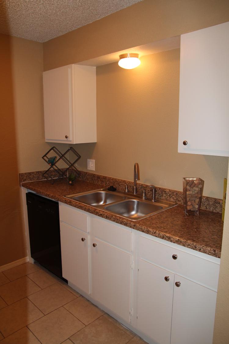 Oklahoma City OK  Plenty of Counter space, fully equipped with efficient appliances