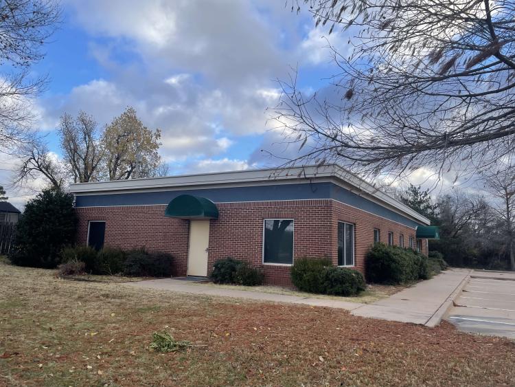 medical office space for lease Edmond, Ok exterior photo