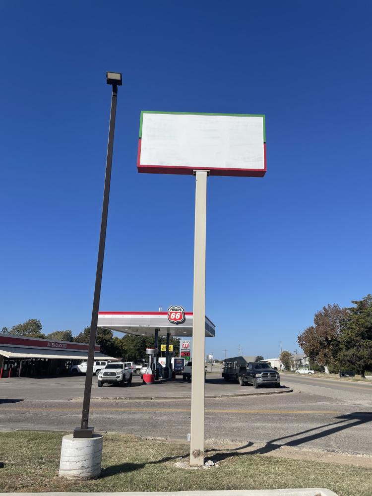 retail free standing building for sublease-Allen, OK pylon