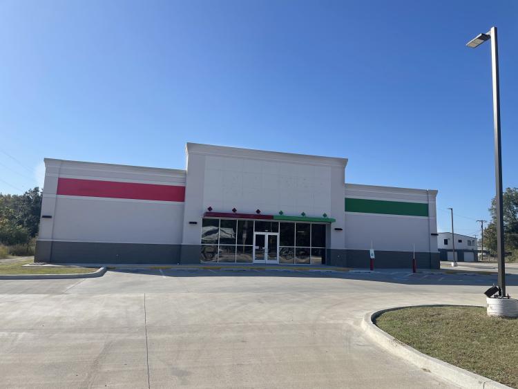 retail free standing building for sublease-Allen, OK exterior photo