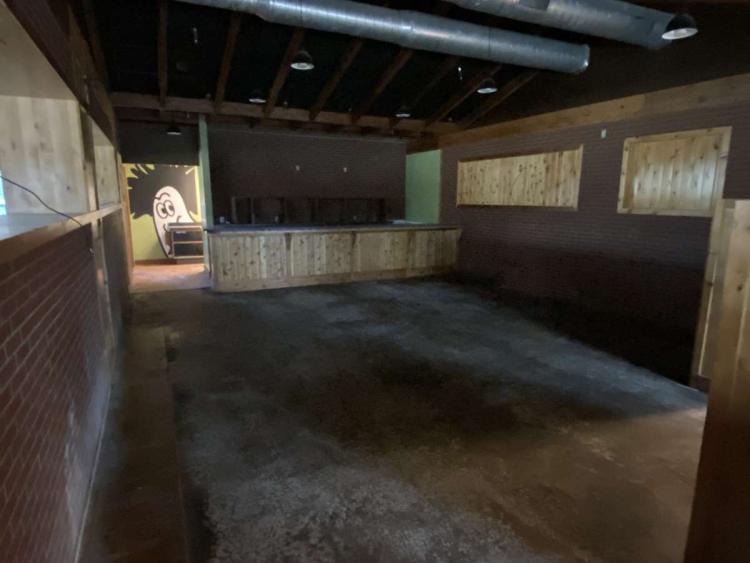 Freestanding restaurant for Lease, Oklahoma City, OK interior photo-4