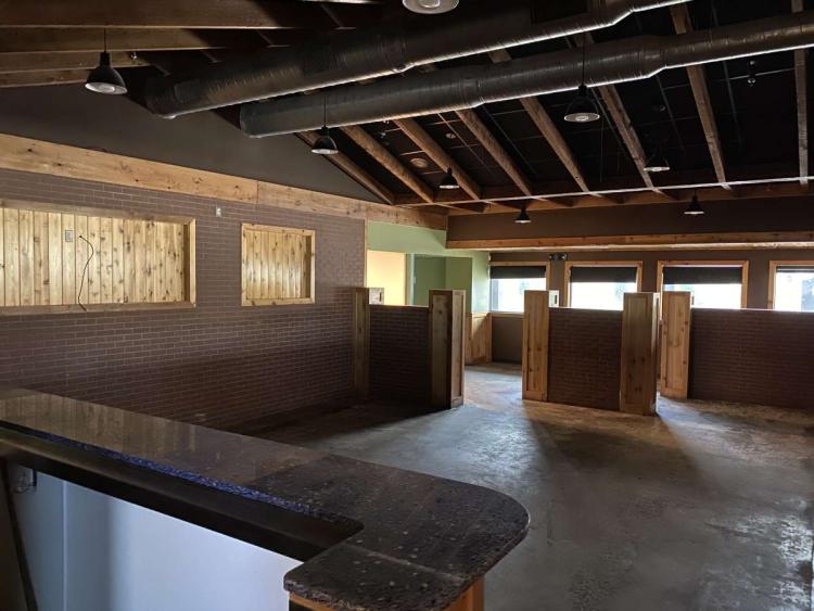 Freestanding restaurant for Lease, Oklahoma City, OK interior photo