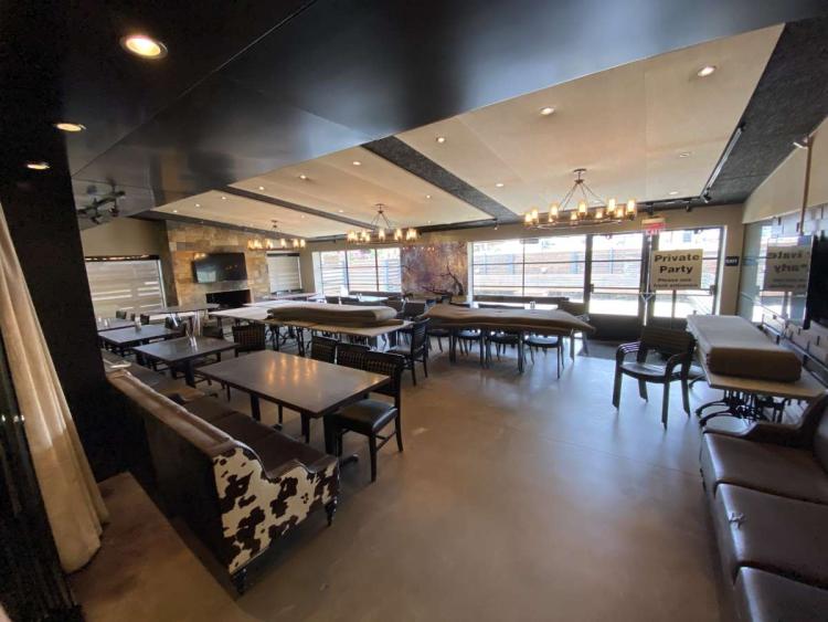 Freestanding restaurant for Lease, Oklahoma City, OK interior photo-dining area